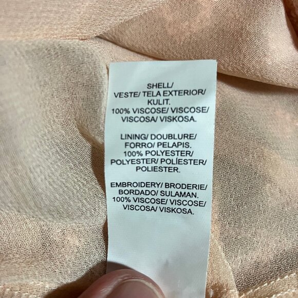 Lucky Brand Flouncy Peach Top Which Can Be Worn On or Off Shoulder Size Large - Picture 7 of 7